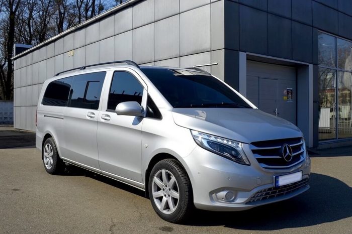 Мінівен MERCEDES-BENZ VITO PREMIUM 2017 рік 7 місць