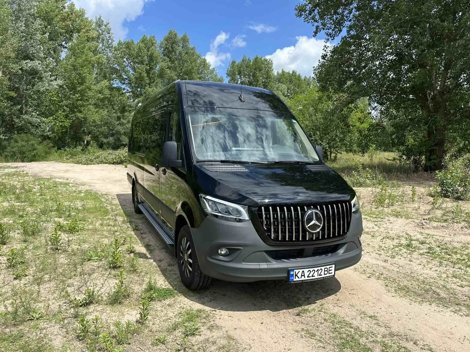 Минивэн MERCEDES-BENZ SPRINTER VIP 2020 год 8 мест